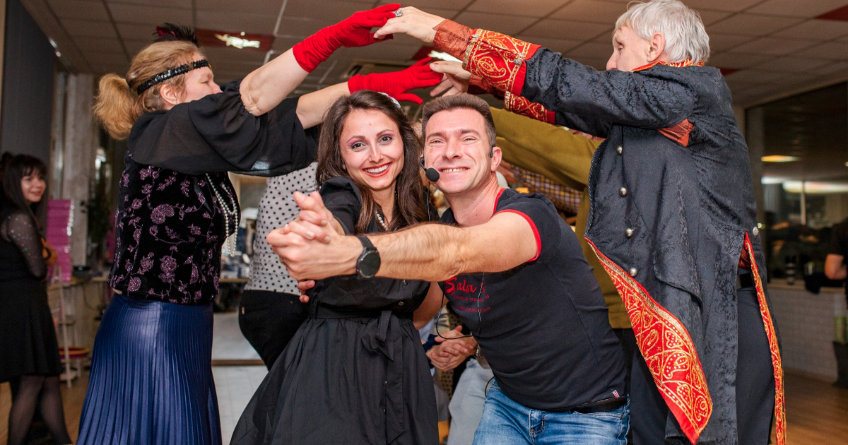 Spring Salsa Dancing Spring Salsa & Bachata Party | ΠΠ°ΡΠΈΠ½ΠΎ ΠΏΠ°ΡΡΠΈ Π² Π‘ΠΎΡΠΈΡ